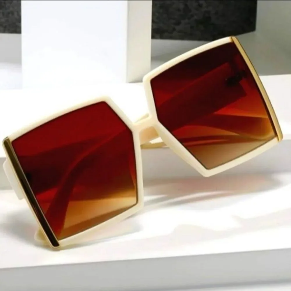 Womens Stylish Oversized sunglasses